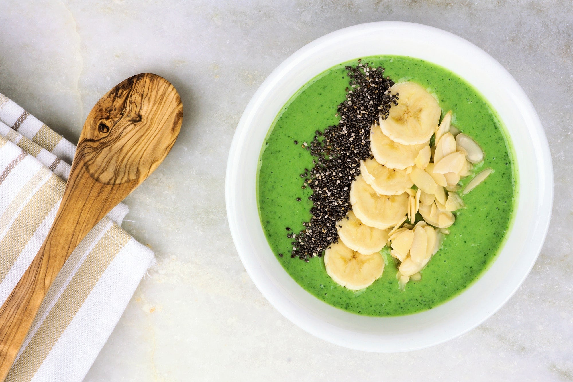 Green protein smoothie bowl, protein powder with greens