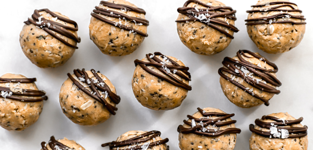 Peanut butter protein bites